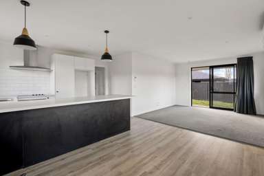 34B Stratford Drive_1