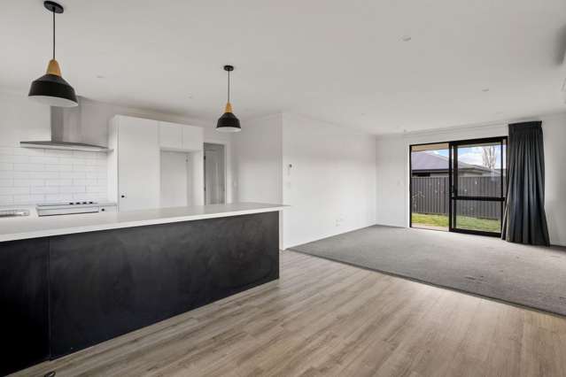 34B Stratford Drive Mount Pisa_1