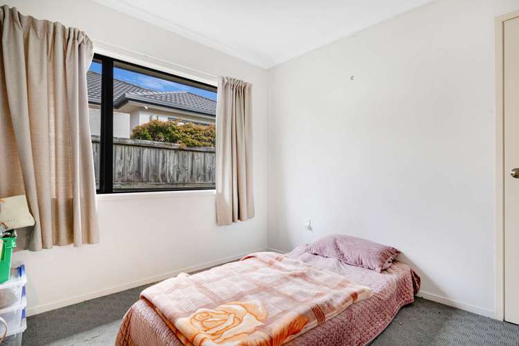 4 Owhatiura Drive Lynmore_18