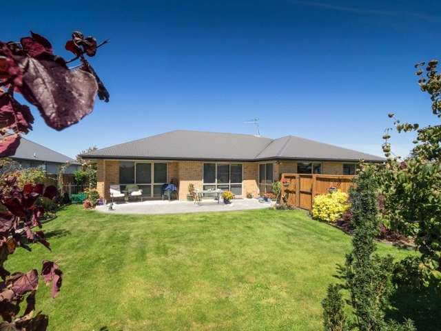 16 Parkdale Close Allenton_1