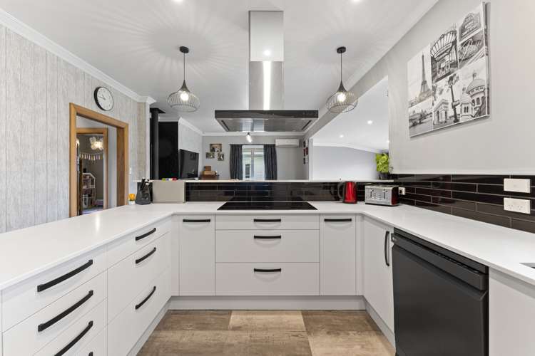 210 Kimbolton Road Feilding_3