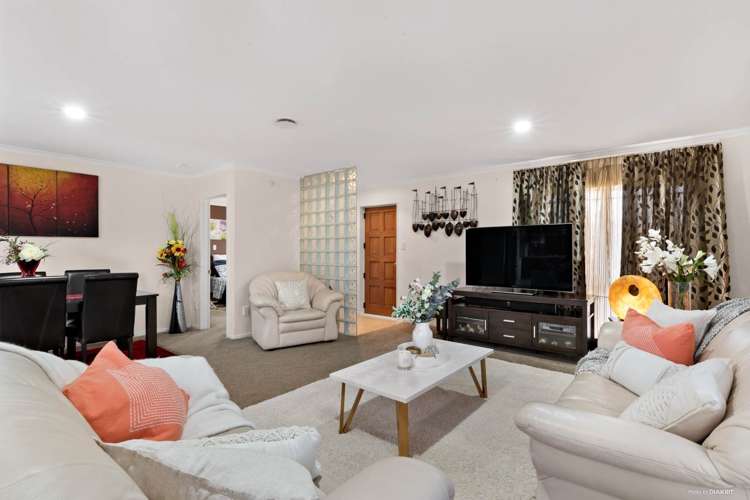 1 Watersfield Place Flat Bush_10