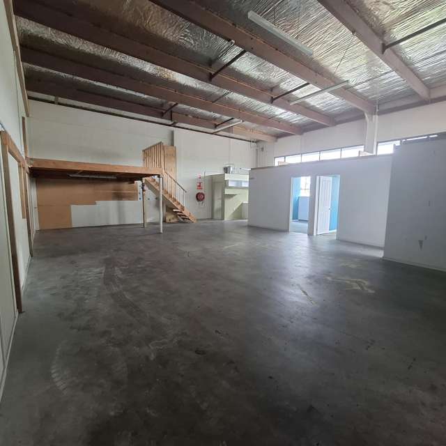 2/10 Mihini Road Henderson_2