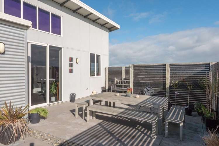 3 Denby Heights Hawera_16