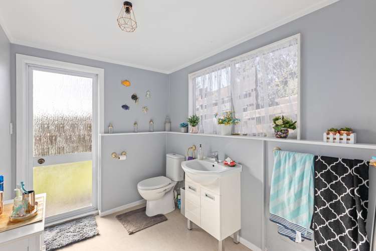 33 Carluke Street Paparangi_16
