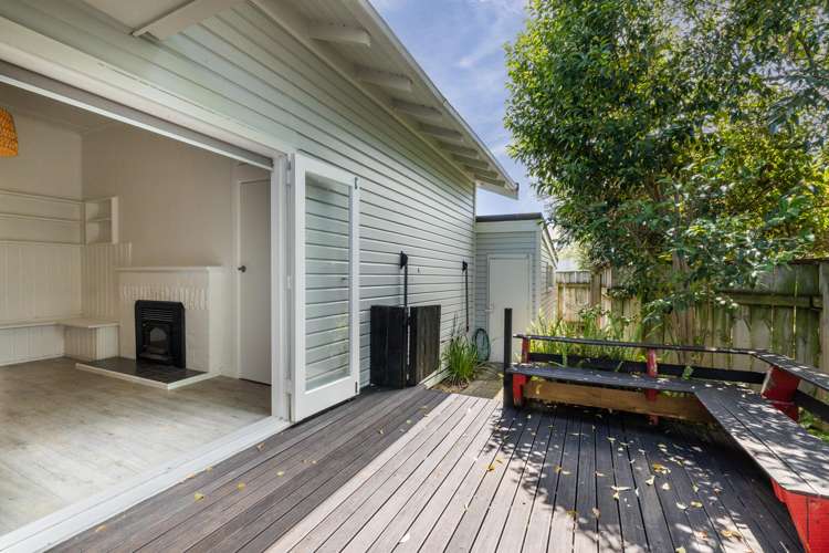 16 Hammond Road Taradale_4