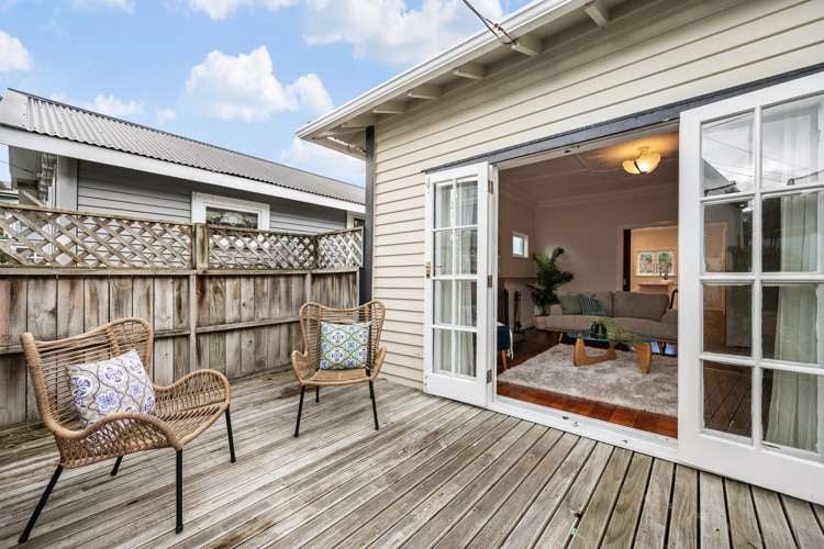 7 Akatea Street Berhampore_10