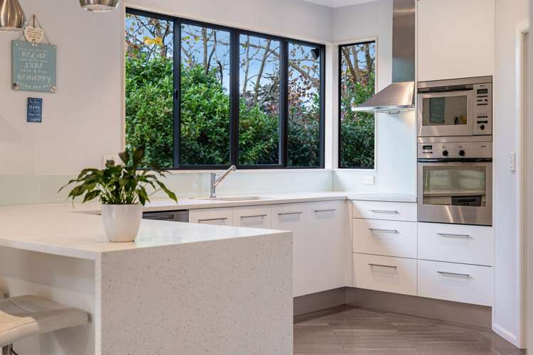 12A Hobbs Road Matakatia_11