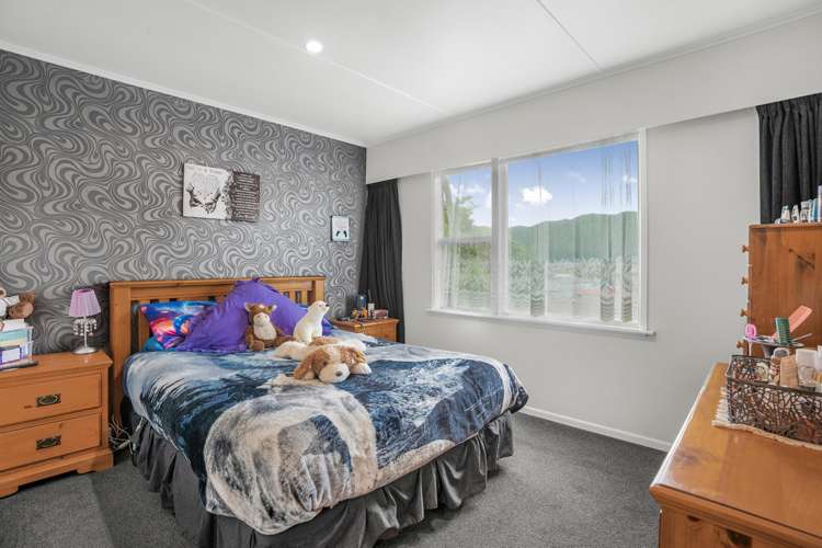 8 Harlow Grove Wainuiomata_14