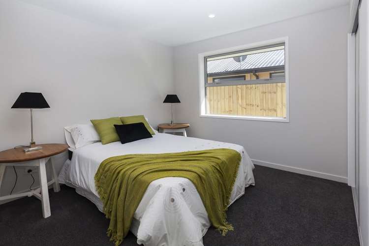 27 Robert Duncan Road Belfast_8