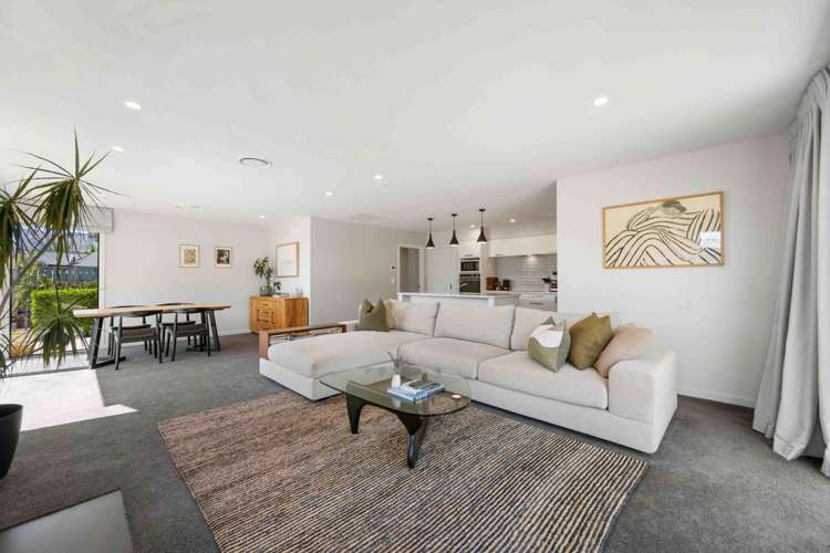 15 Pennycook Place Lake Hawea_6