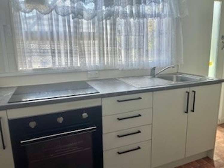 3/53A Pleasant Road Glen Eden_5