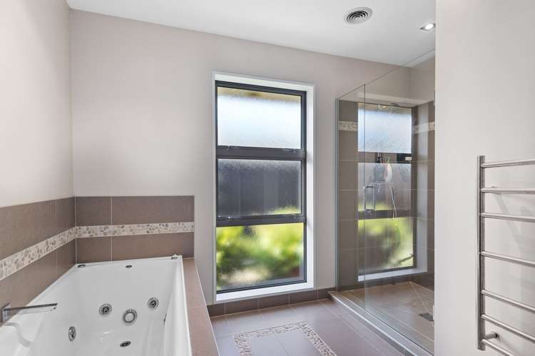 24 Globe Bay Drive Templeton_13