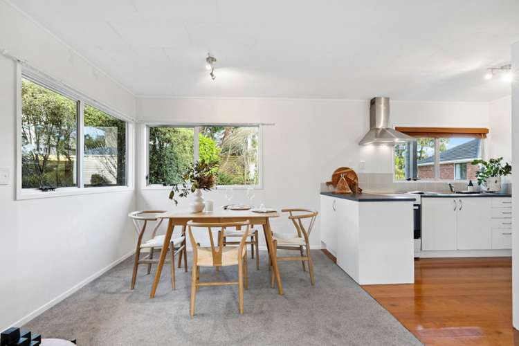 2/56 Waipani Road Te Atatu Peninsula_3