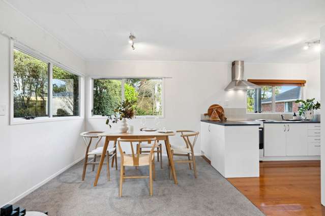 2/56 Waipani Road Te Atatu Peninsula_4