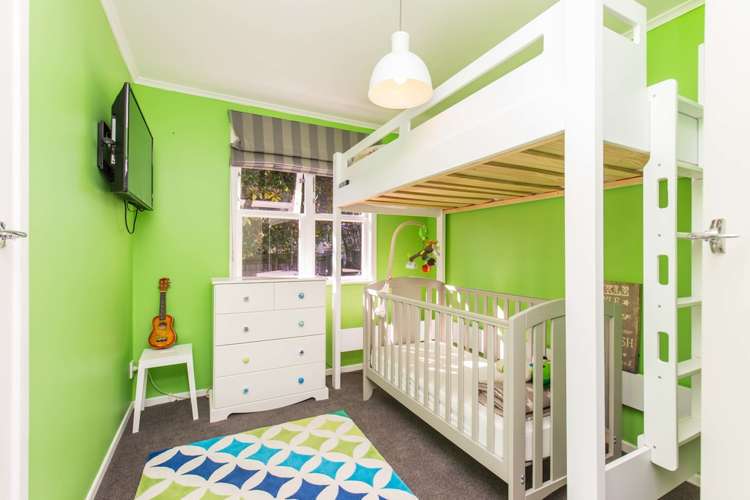 8 Crocombe Crescent Beach Haven_7