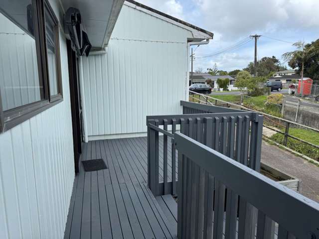 2/81 White Swan Road Mt Roskill_3