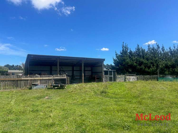 1742 Grahams Road Eiffelton_24