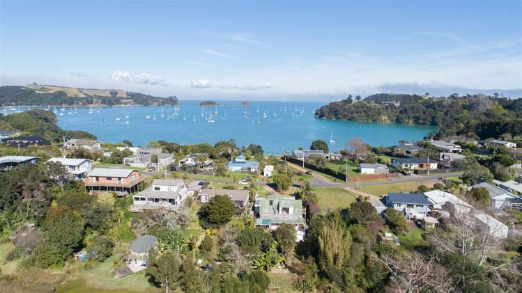 13 Shelly Beach Road Surfdale_17