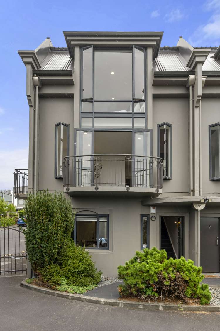 6/15 Sarawia Street Newmarket_21