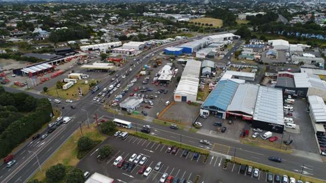 657 Devon Road Waiwhakaiho_2