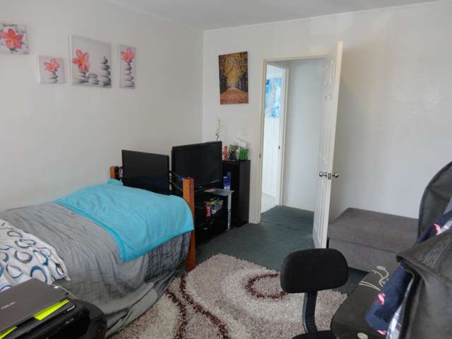 13a Gerbic Place Mount Roskill_3