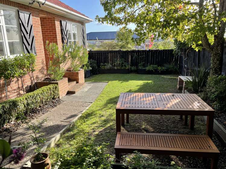 1/11 Walsall Street Avondale_11