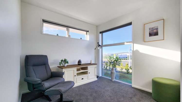110 Monarch Drive 11103_8