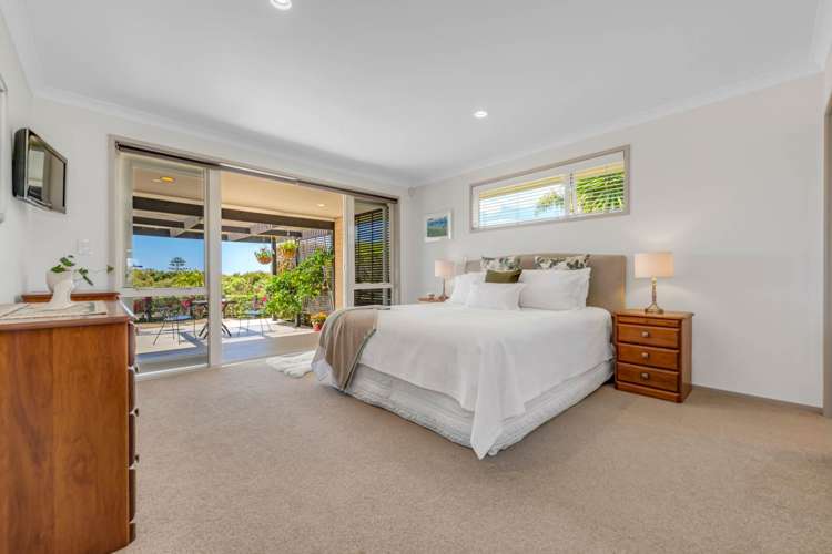 7 Intrepid Crescent Beachlands_22