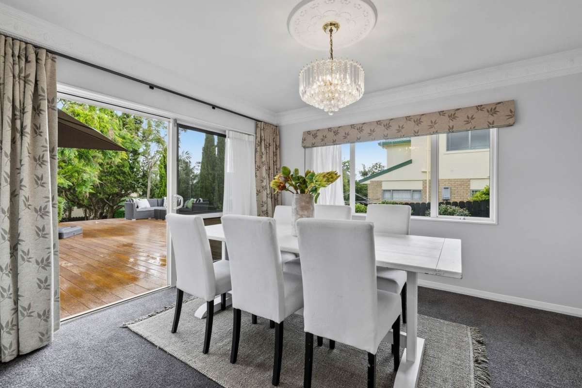 35 Anaheim Boulevard_2