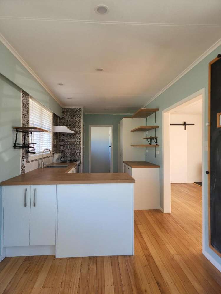 28 Old South Road Okato_7