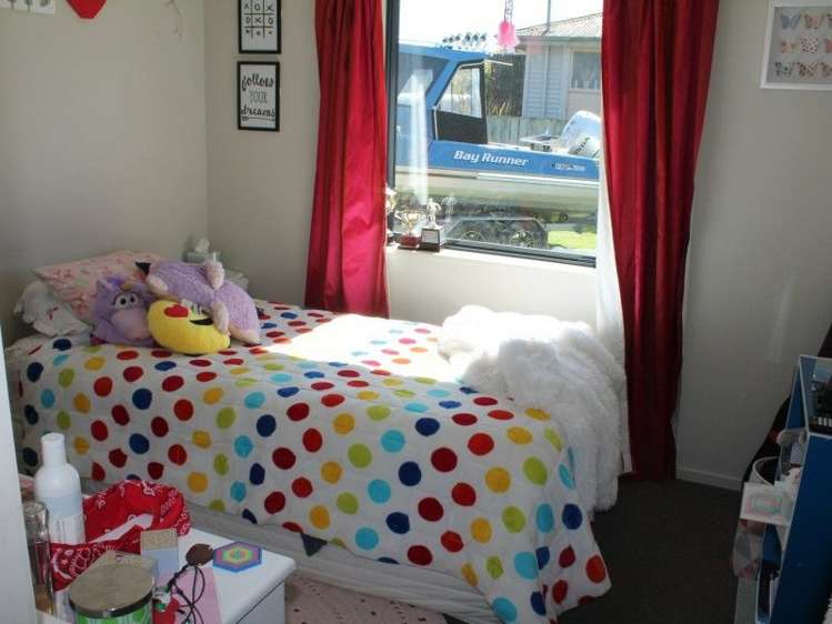 111 Great North Road Winton_11