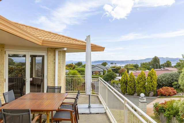 Sunlit spaces and scenic surroundings