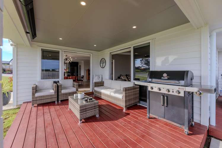 32 OMAHURU ROAD  "Kahawai Point" Glenbrook_17