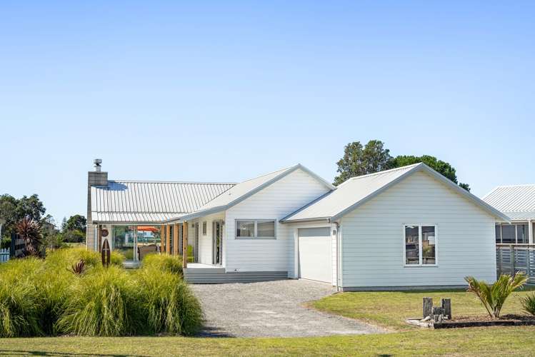 132 Kiwi Road Whangamata_3