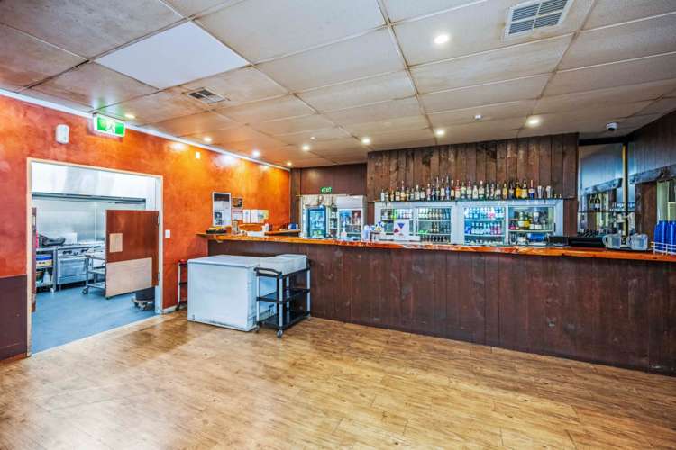 Unit B/199 Lincoln Road Henderson_16