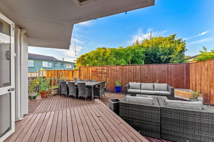 33 Gulf Crest Bucklands Beach_26