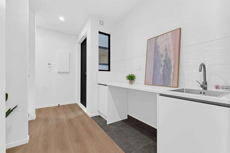24C Zingaro Place Massey_29