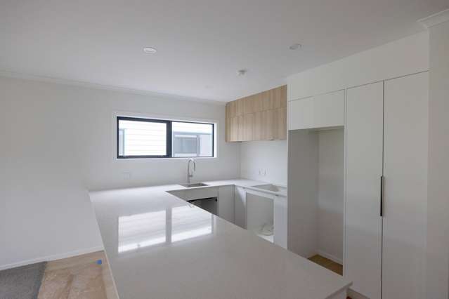 5-24 Te Ara o Wai Marama Wainuiomata_2