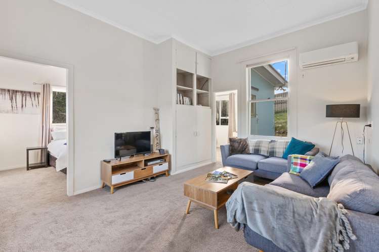 1 Luss Road Company Bay_15