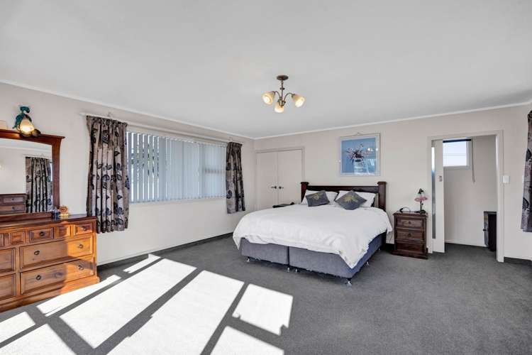 16 Reid Avenue Hawera_8