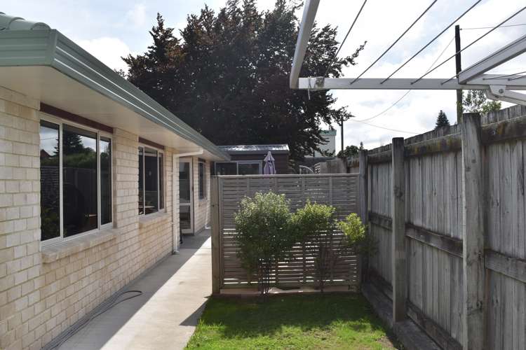 35d William Wong Place Carterton_14