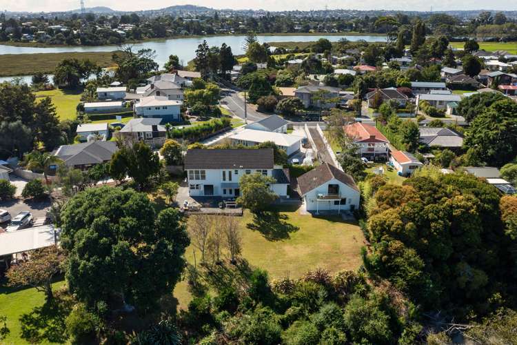 54 Cobham Crescent Kelston_24