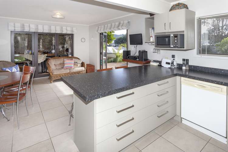 127 Linton Crescent Whangamata_4