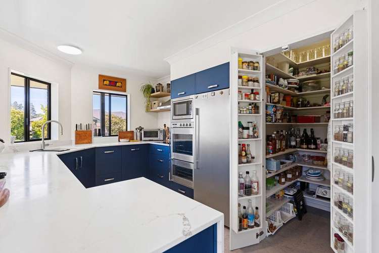 99 Lincoln Road Carterton_11