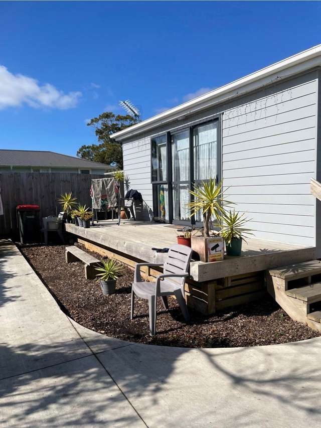 Neat and Tidy (PLUS 1 Week Free Rent)