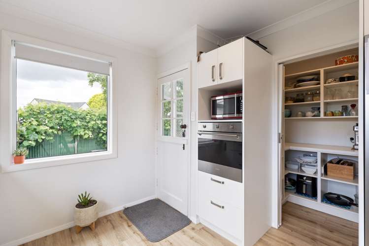 6 Belgrave Place Awapuni_11