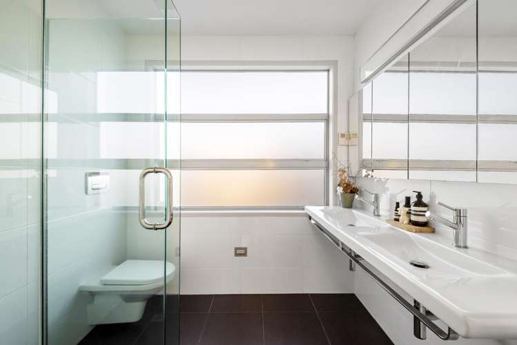 11 Wainui Avenue Point Chevalier_15