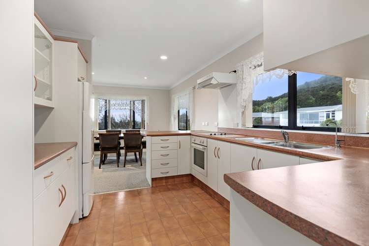 3 Miro Street Te Aroha_11