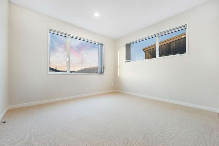 6 Lords Way Millwater_15